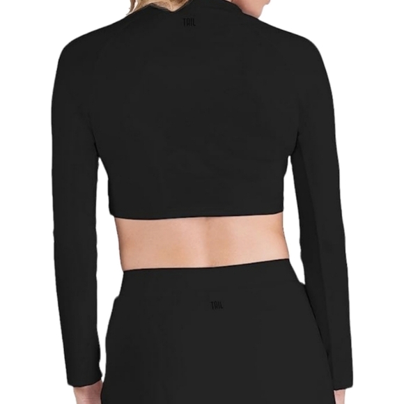 Tail Activewear Sasha Long Sleeve Black Crop Top Size Medium NWT - Picture 2 of 10